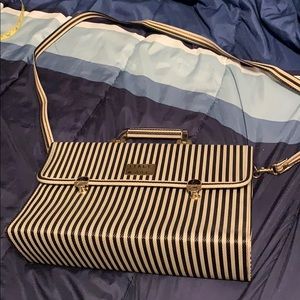 Elegant Striped purse, smoke & pet free home